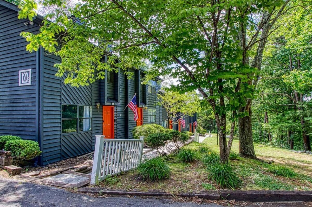 Pinecrest Townhomes-1King-2Queen Unit-Updated Pigeon Forge Exterior foto
