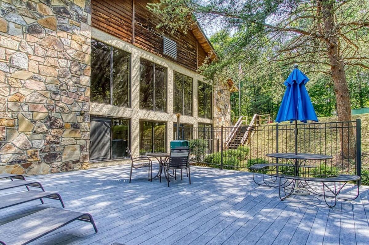Pinecrest Townhomes-1King-2Queen Unit-Updated Pigeon Forge Exterior foto