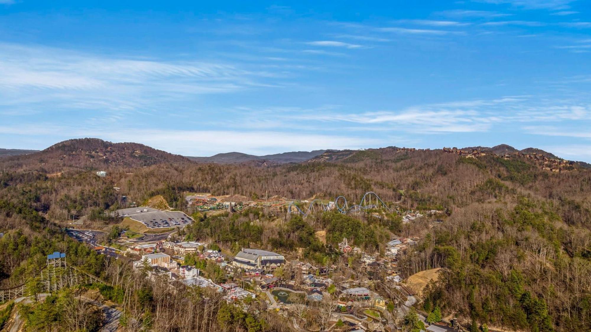 Pinecrest Townhomes-1King-2Queen Unit-Updated Pigeon Forge Exterior foto